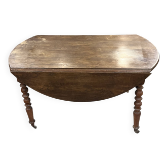 Rustic round foldable oval wooden table with old flap