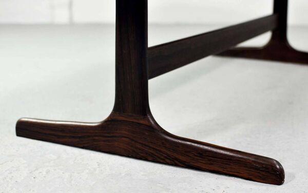 Grande table basse en palissandre Fristho, design hollandais, pour Topform, années 1970