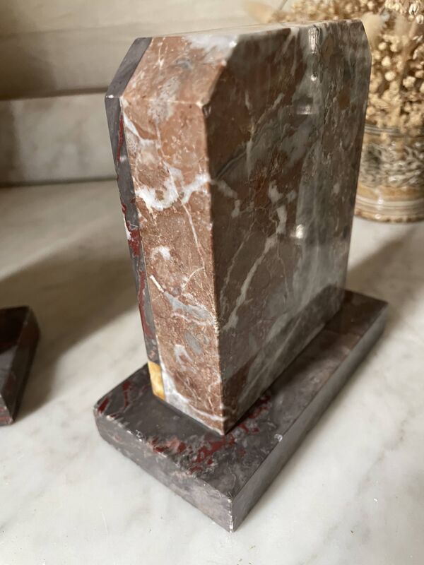 Paire de serre-livres en marbre Art déco