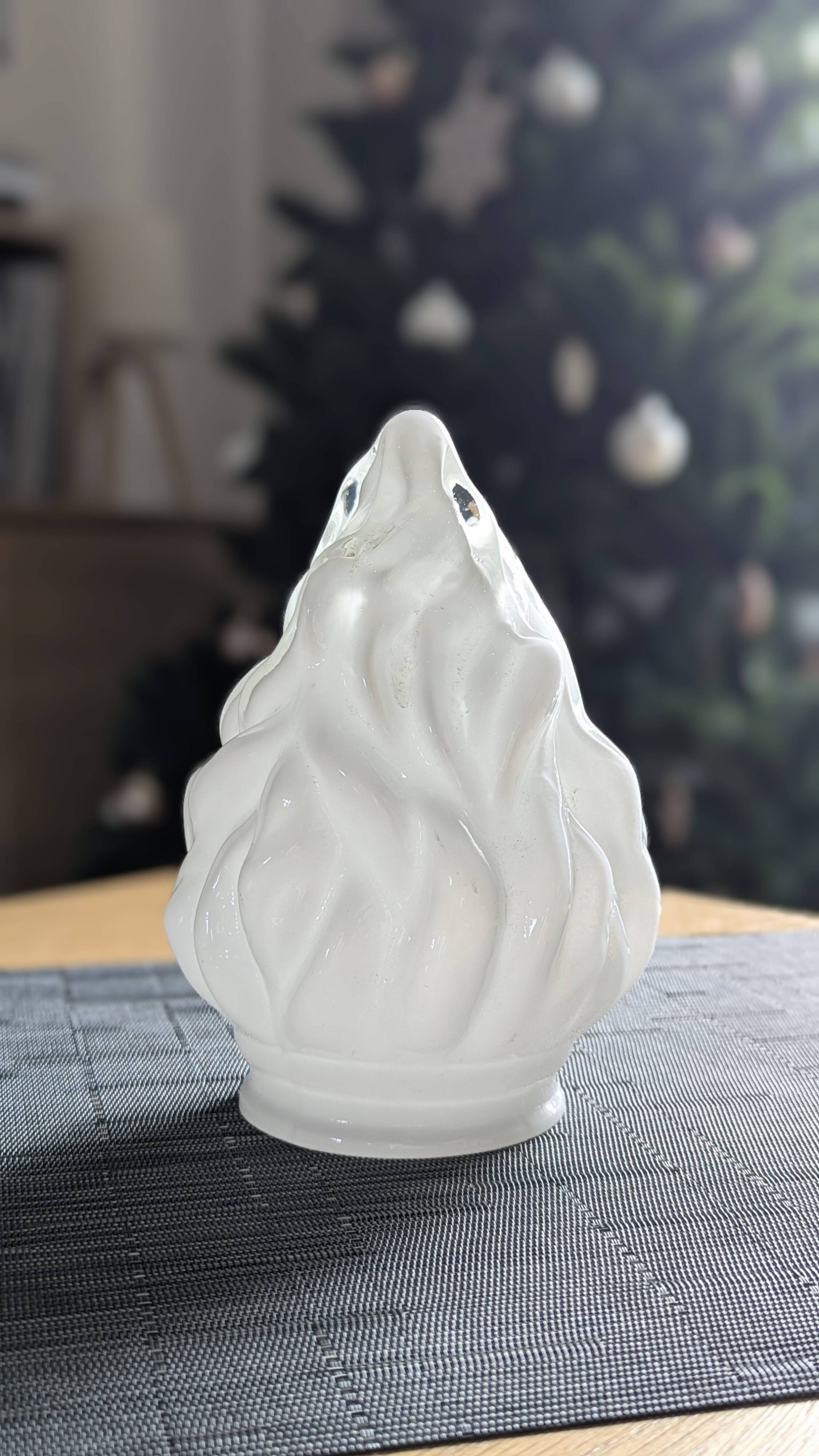 Flame globe (L-0210-5)