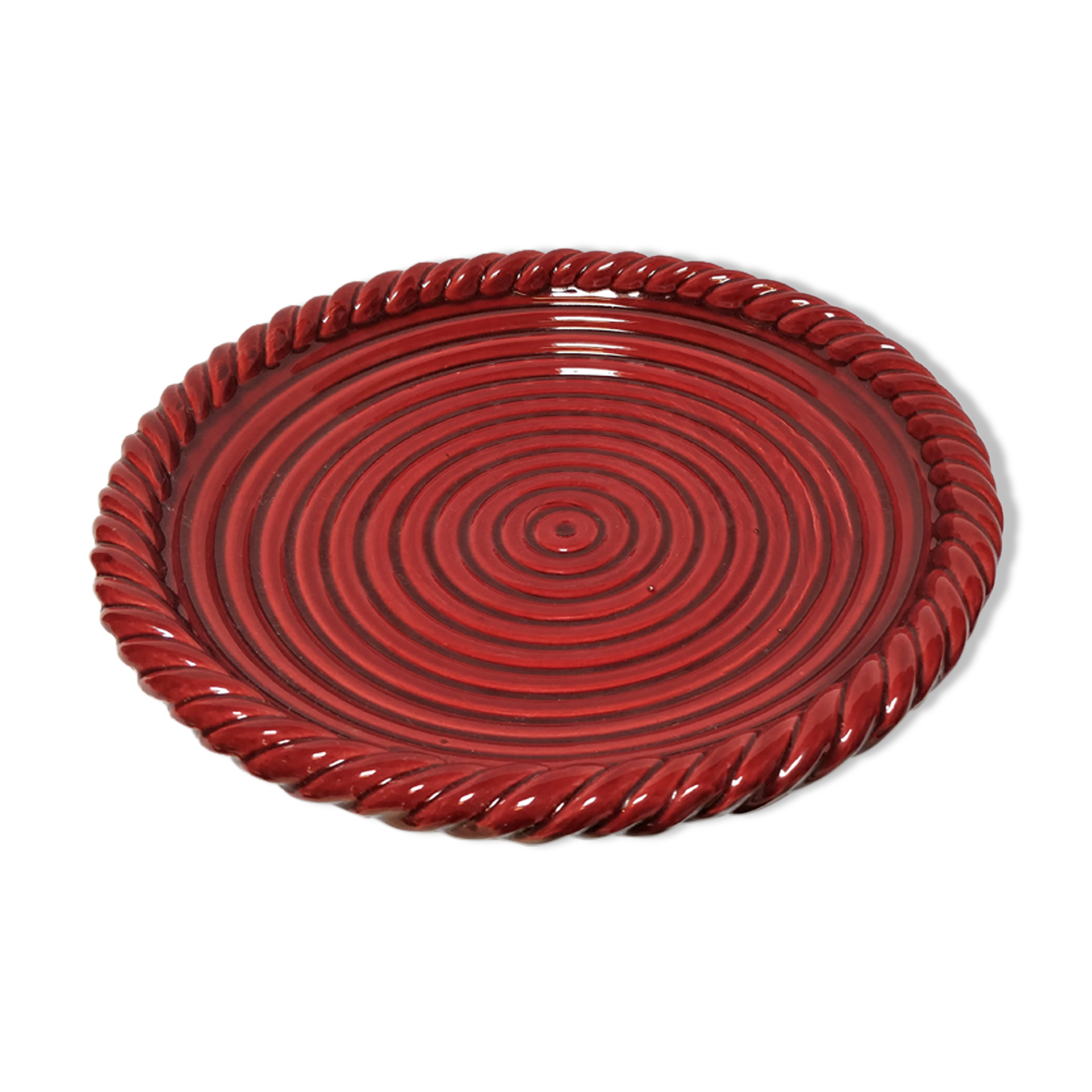 Red braided ceramic dish