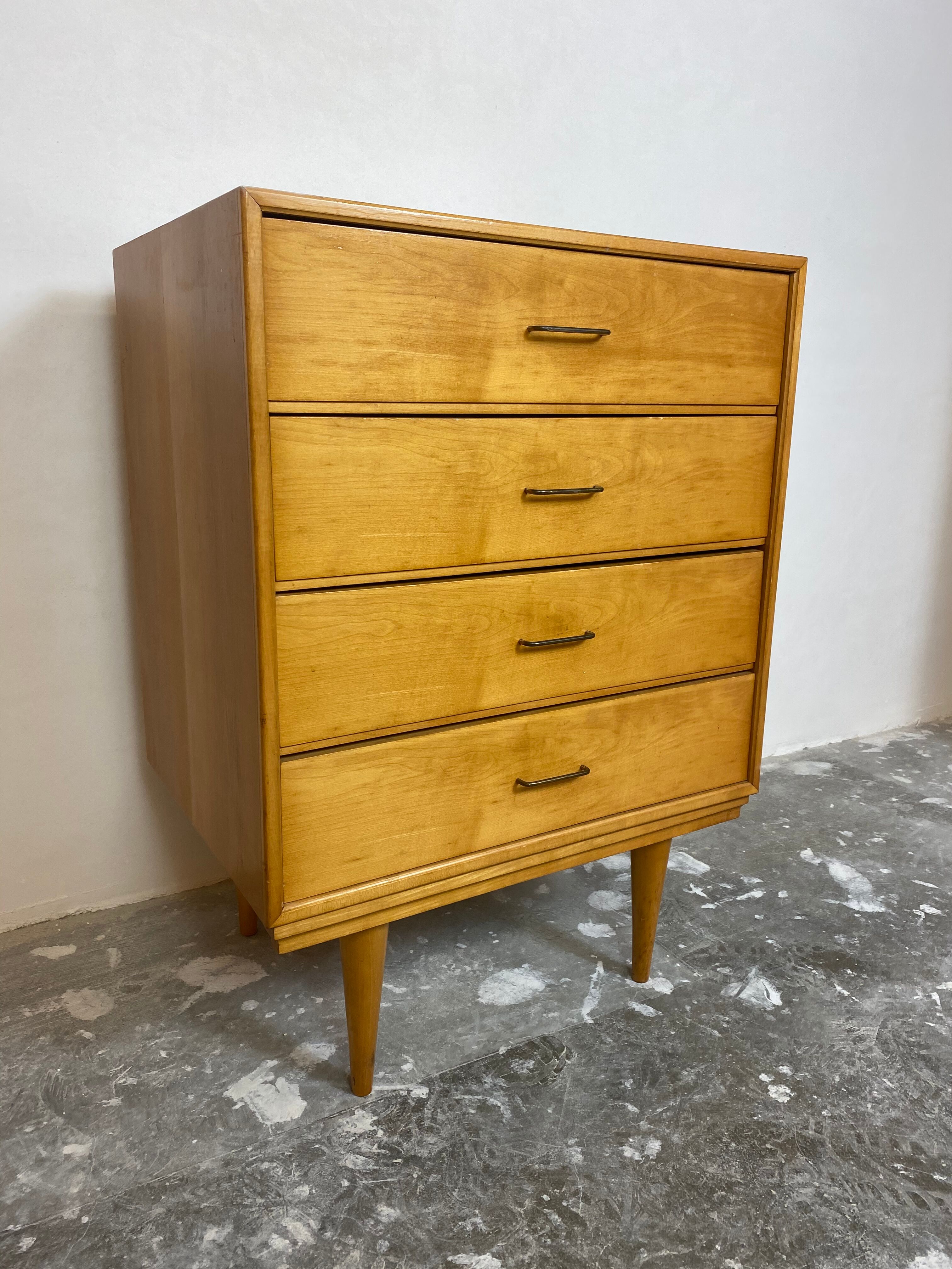Armoire à tiroirs en bouleau moderne du milieu du siècle, années 1950