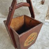 Wooden rice bucket