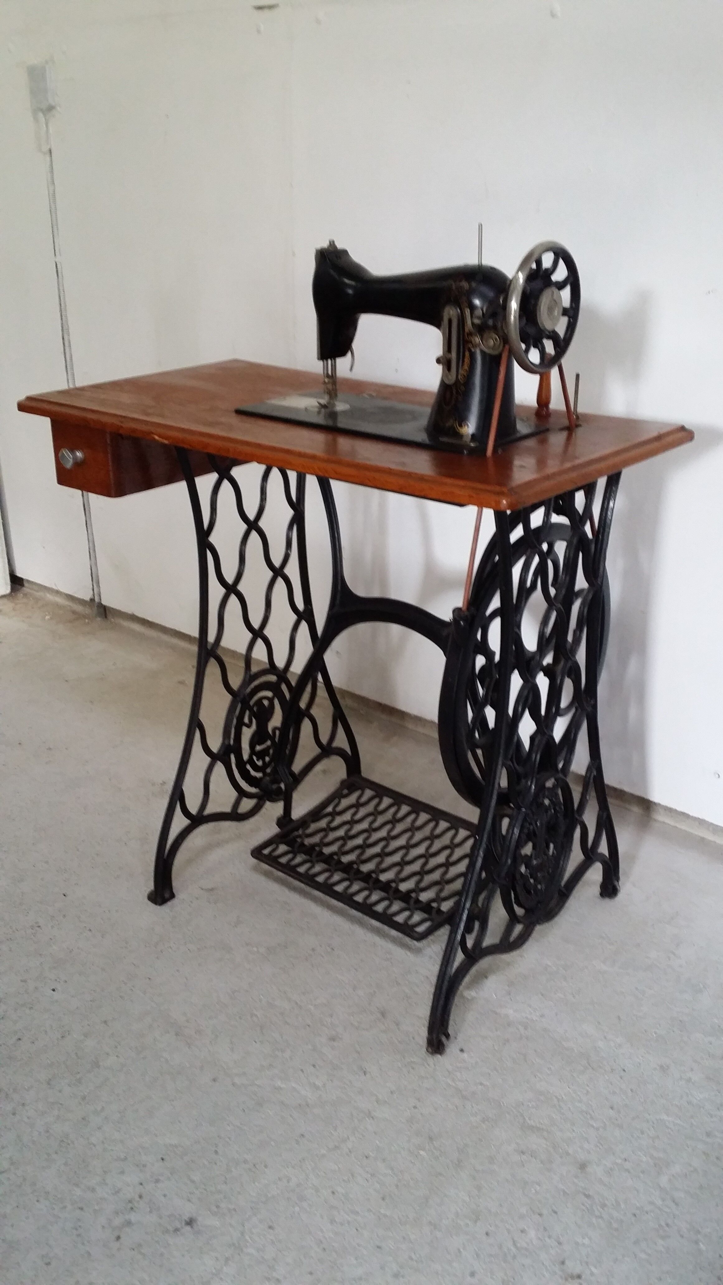 Old sewing machine
