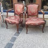 Paire de fauteuils cabriolets de style louis xv
