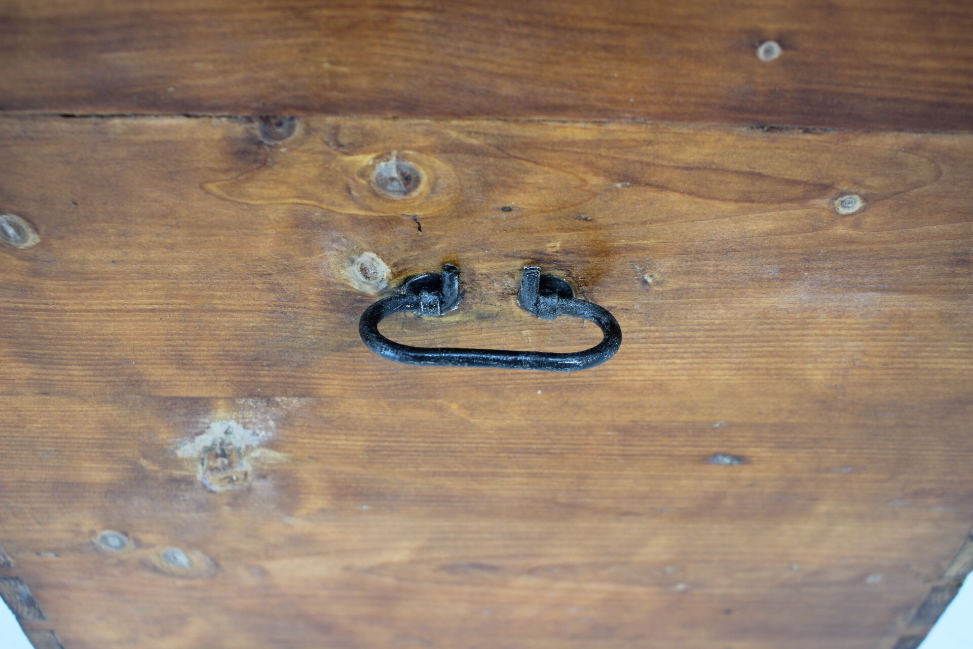 Coffre en bois antique tchécoslovaquie