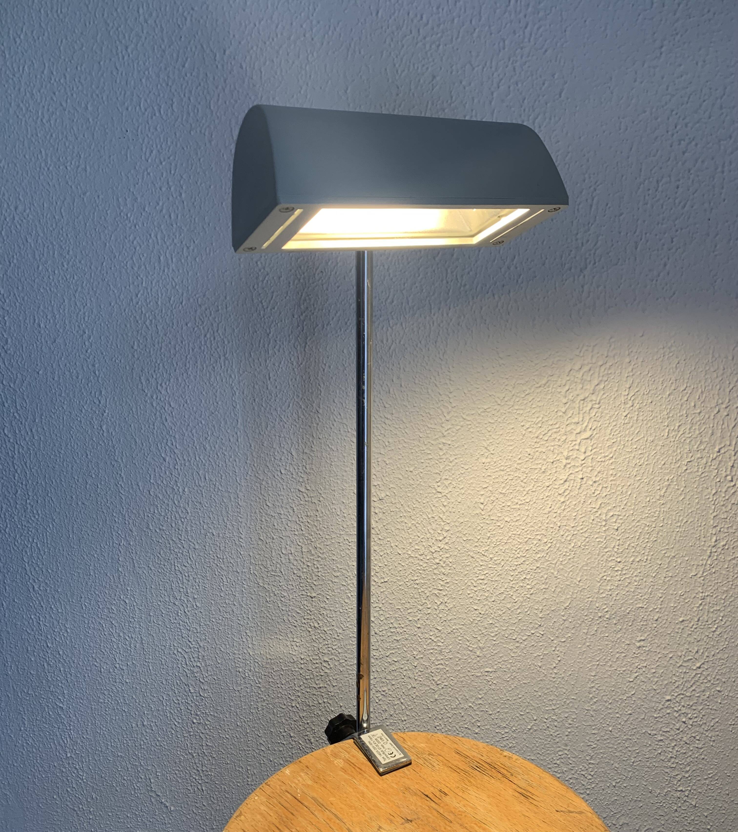 Lampe grise et chromée, 1980