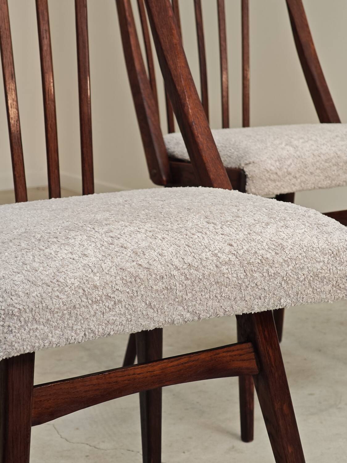 Set of 4 grey bouclette chairs by Antonin Suman