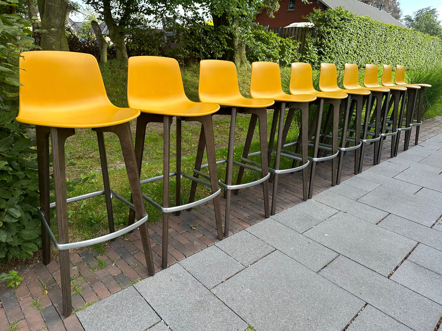 10 Spanish bar stools