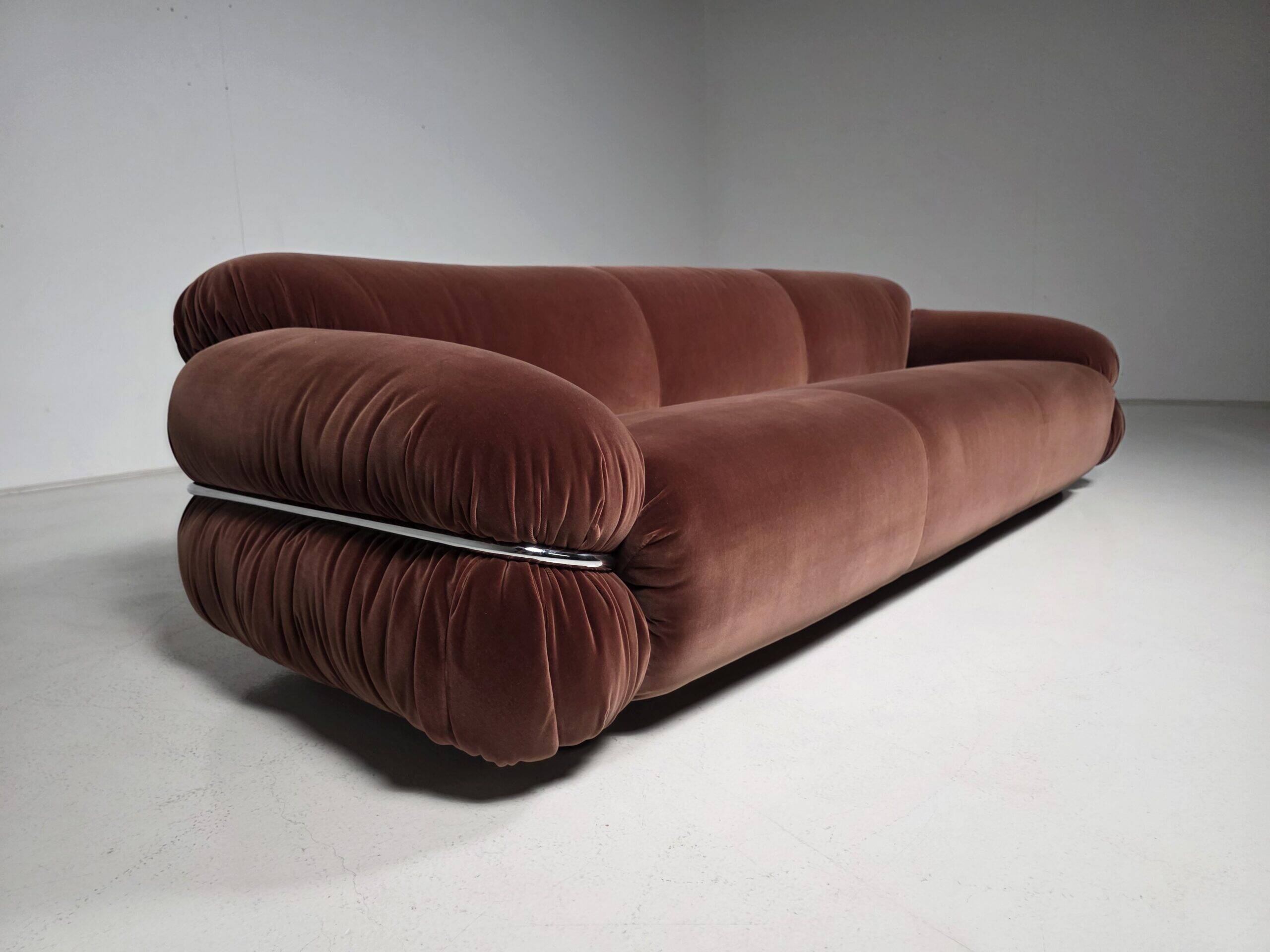 Sesann sofa in dusty pink by Gianfranco Frattini for Cassina, 1970s