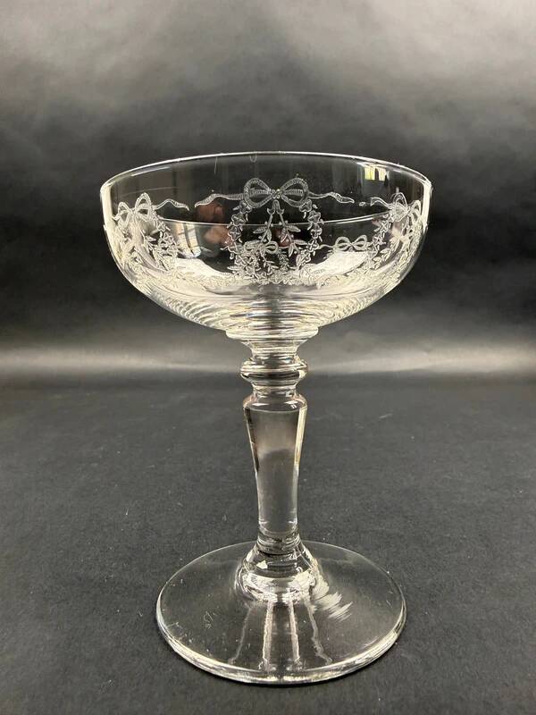 Set of 6 engraved crystal champagne glasses, lot no. 2