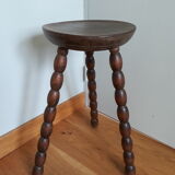 Tripod stool solid wood turned coil way