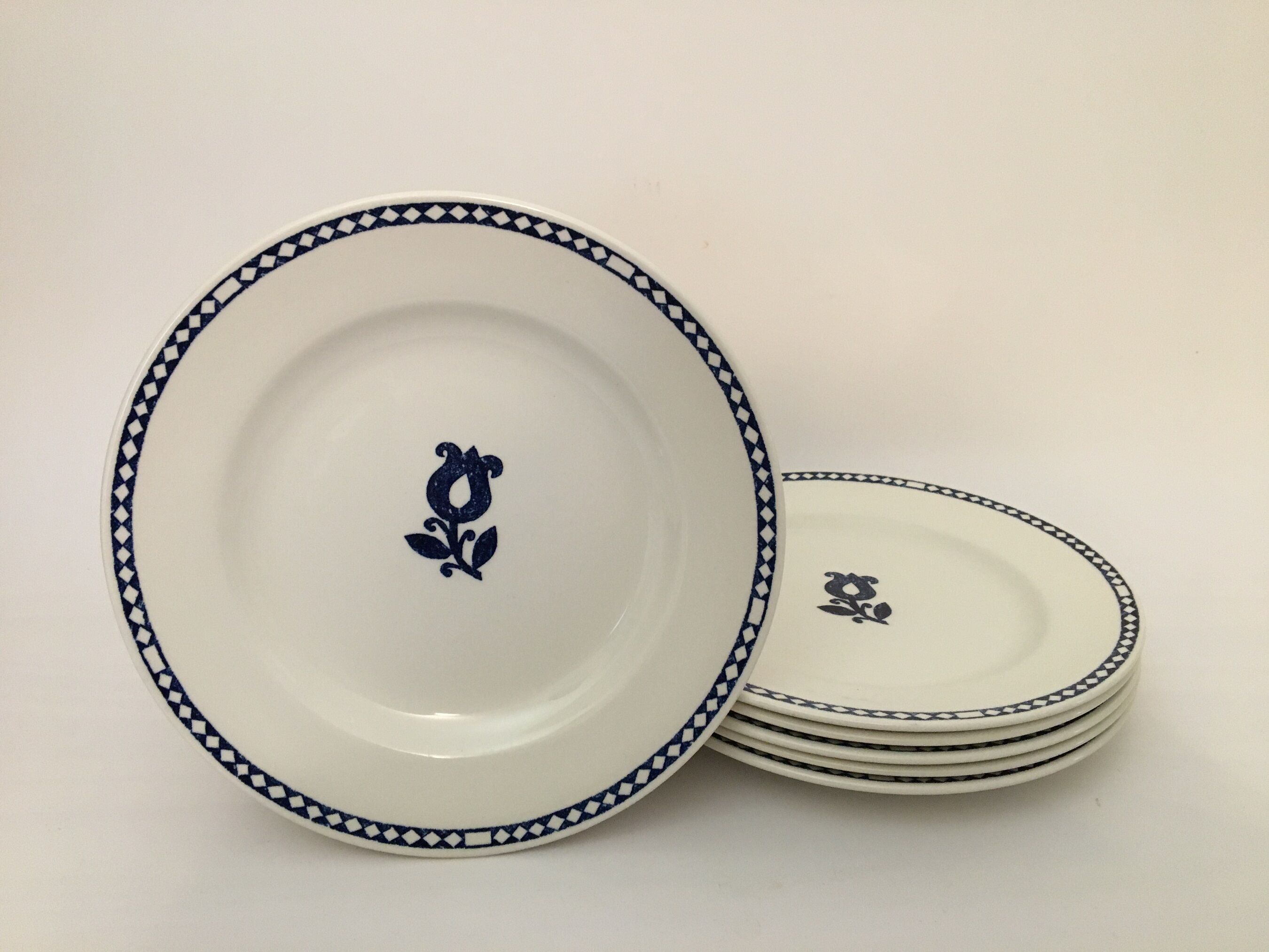 Set of 6 dessert plates stamped "Churchill-England"