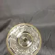Vase en verre gravé sur pied