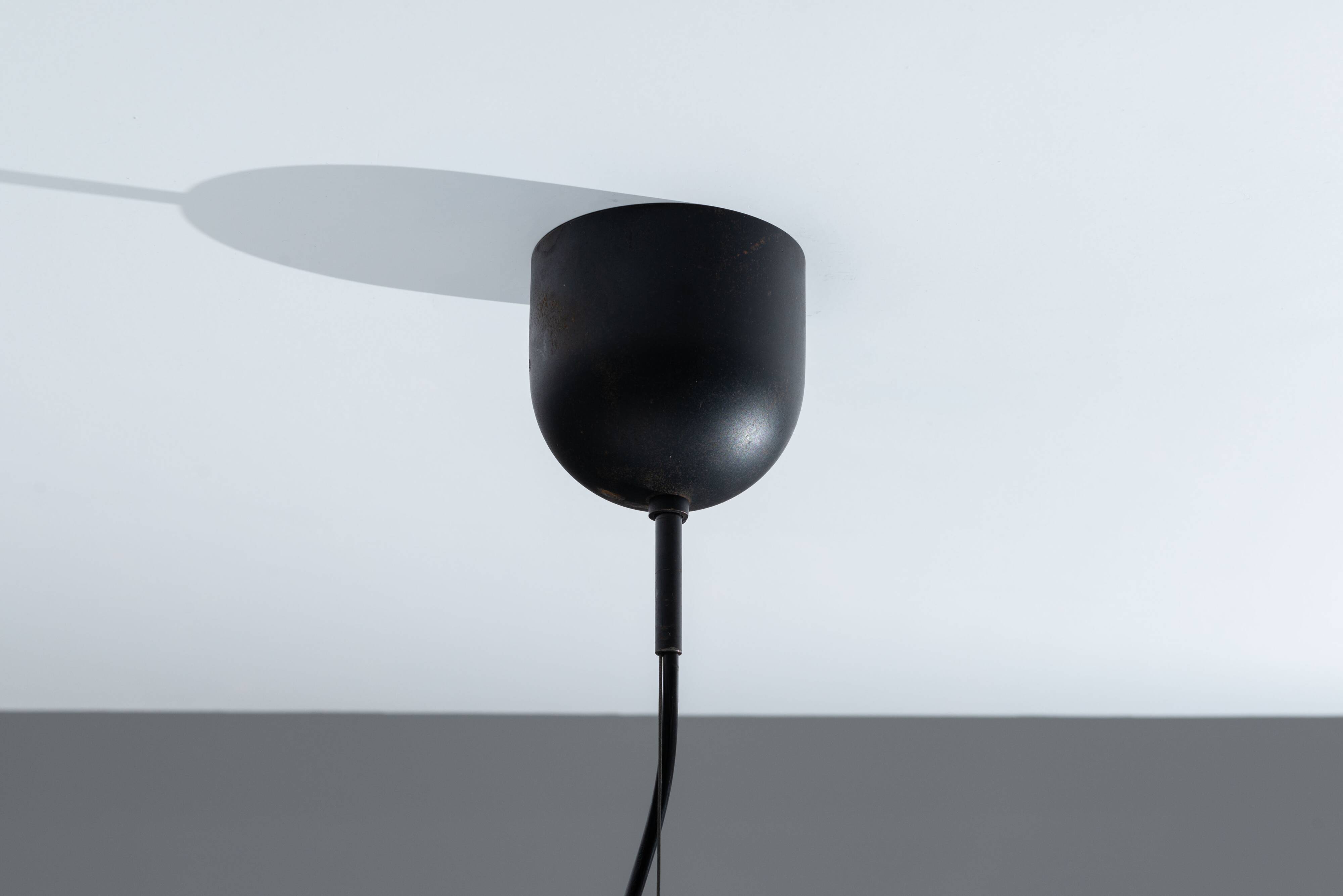 Gae Aulenti ‘‘Neverrino’’ pendant by Vistosi, Italy, 1970s