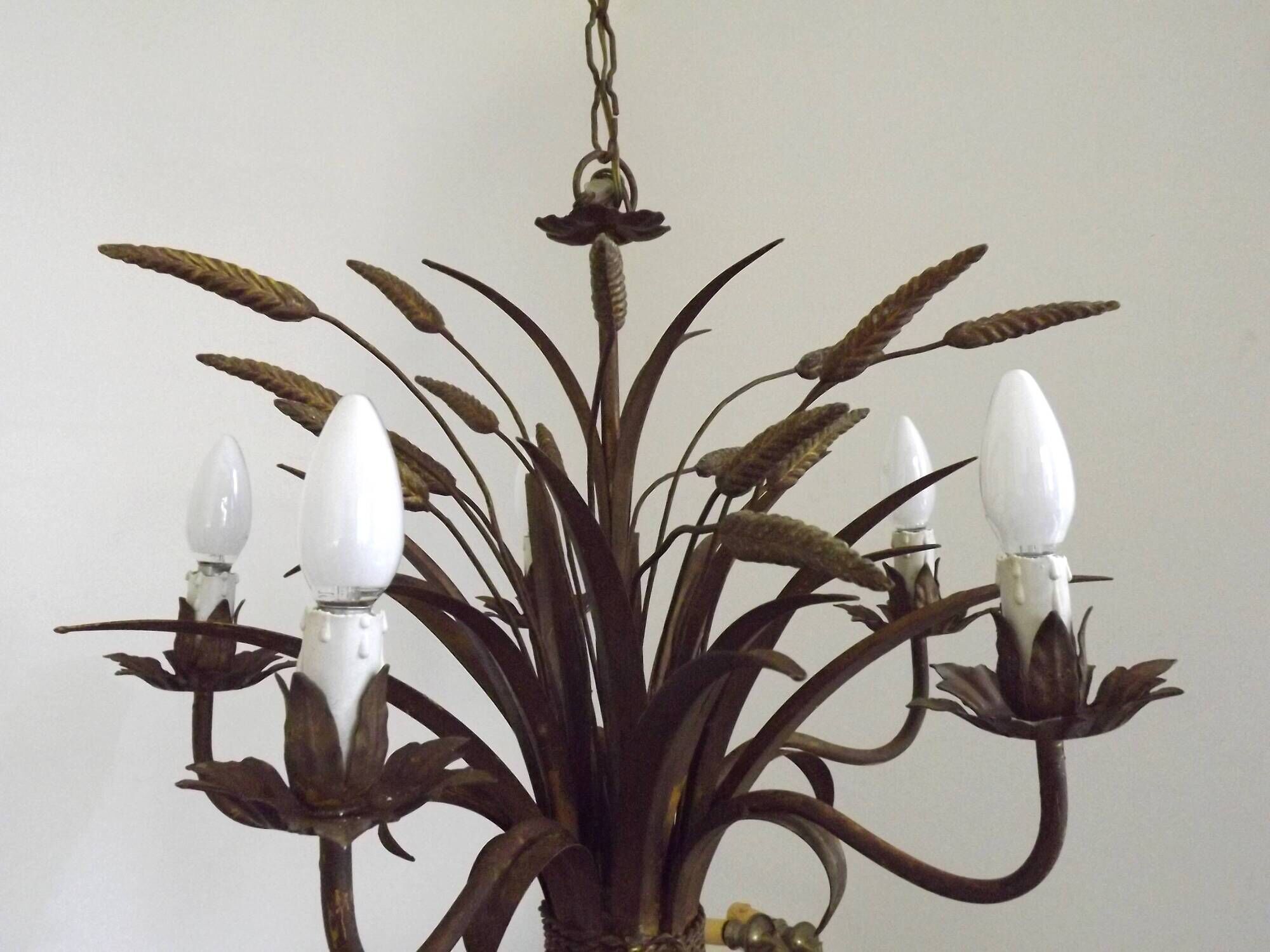 Vintage Hollywood Regency Wheat Sheaf Gold Gilt Metal 5 Light Chandelier