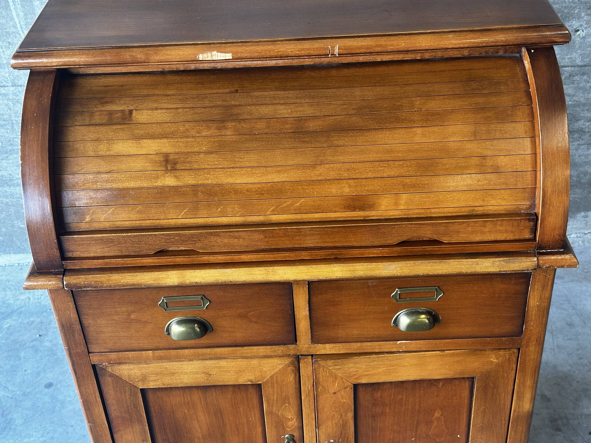 Secrétaire à rideau en merisier – Petit bureau de rangement, seconde m