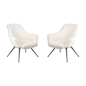 Paire de fauteuils en métal laqué