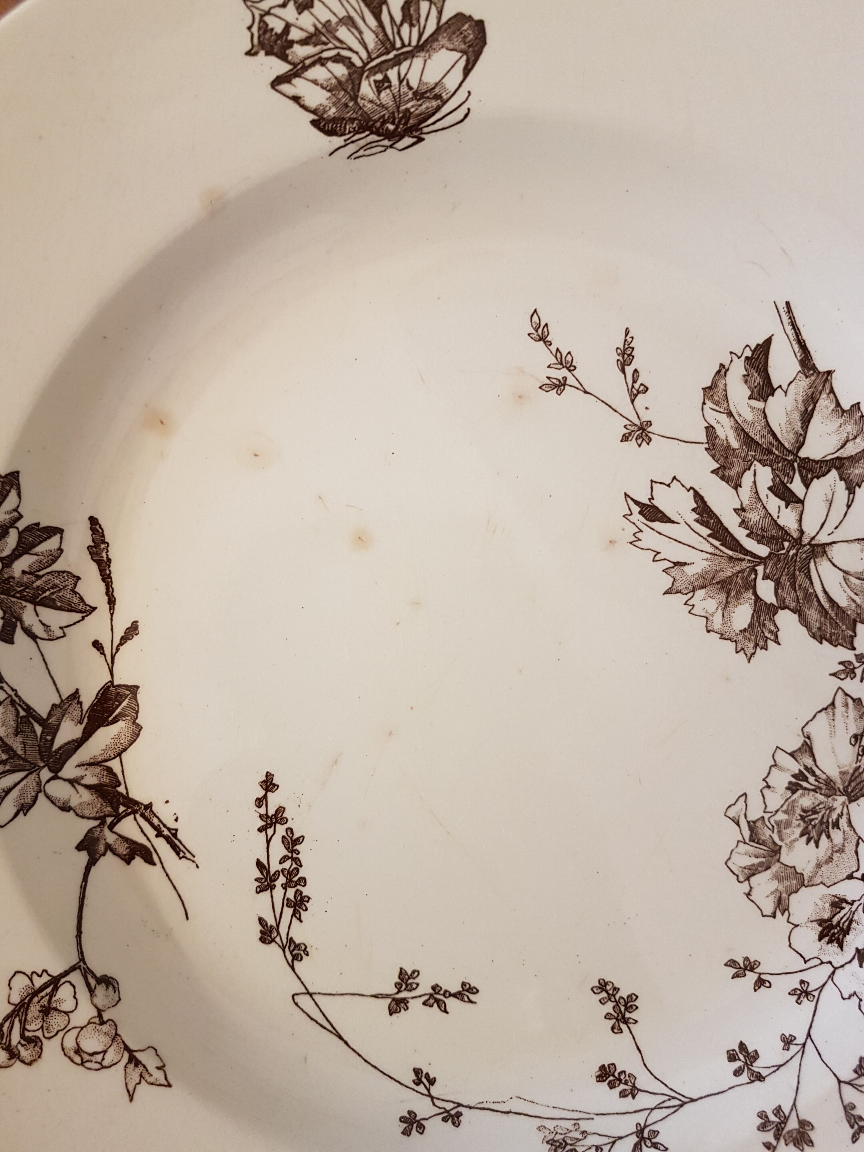 Serving dish manufacture J.Vieillard & Cie