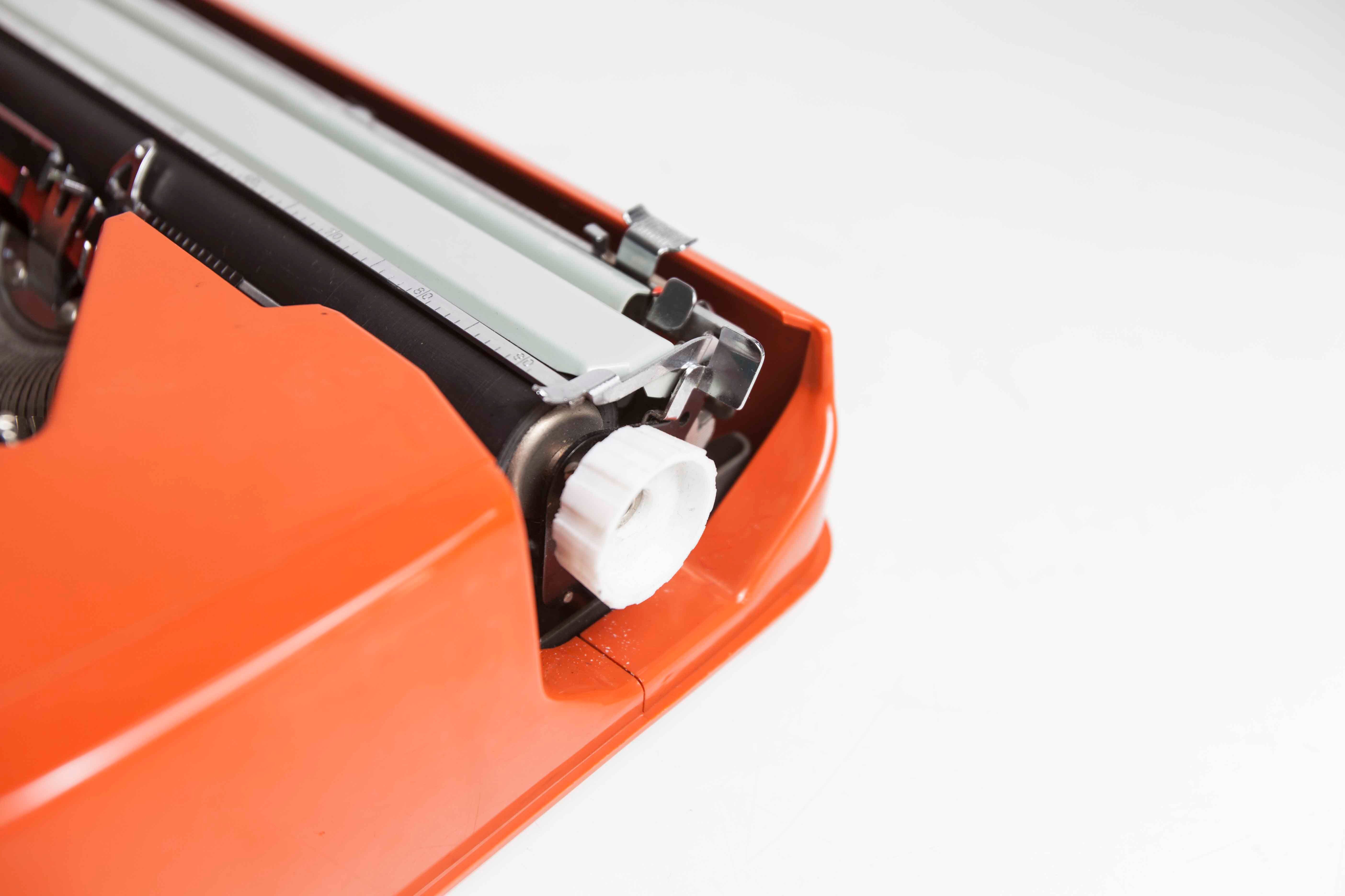 Hermès Baby 1972 new ribbon typewriter