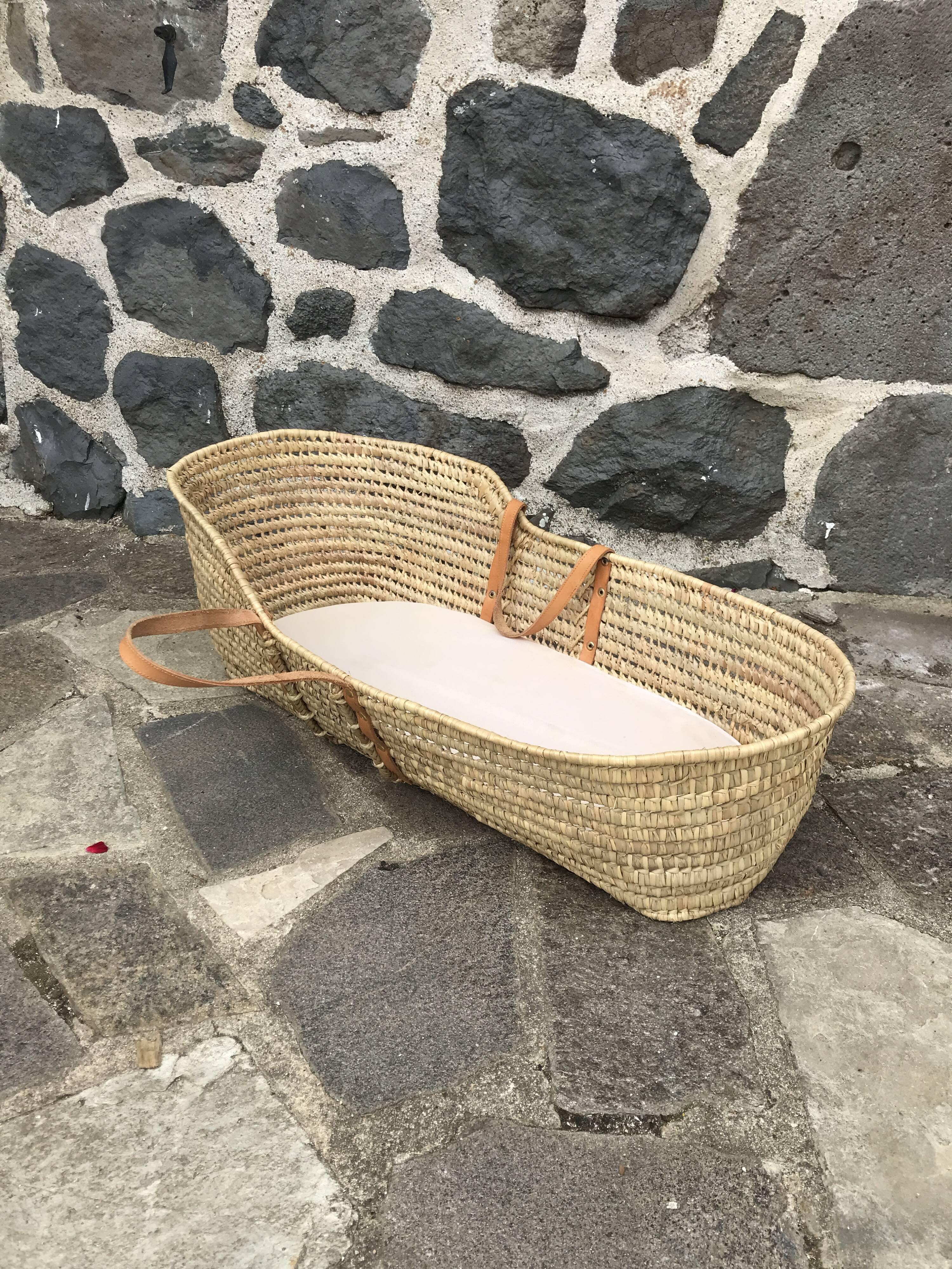 Straw basket