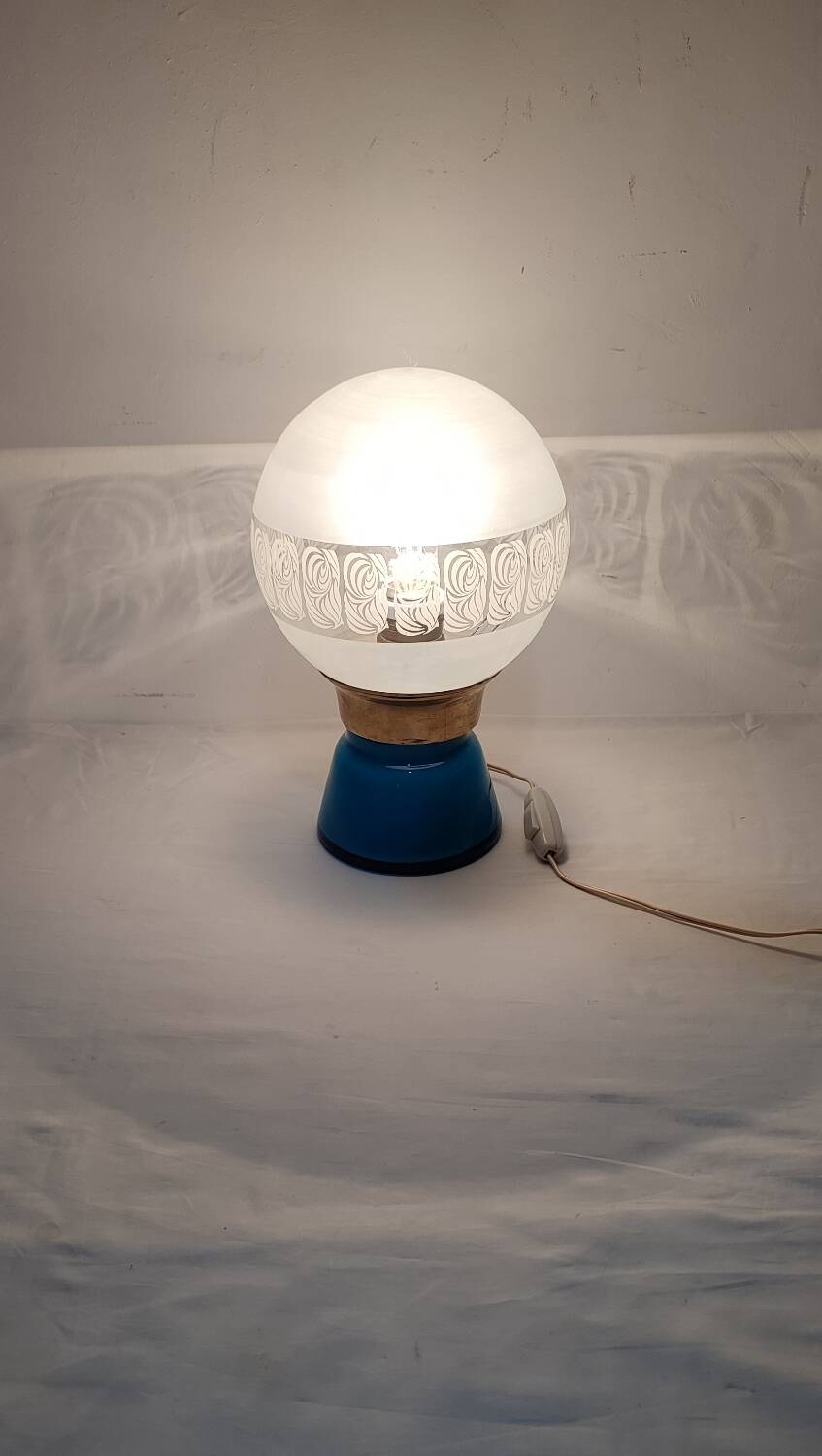 Lámpara de mesa de cristal. España, 1950s.