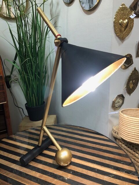 Table lamp black gold