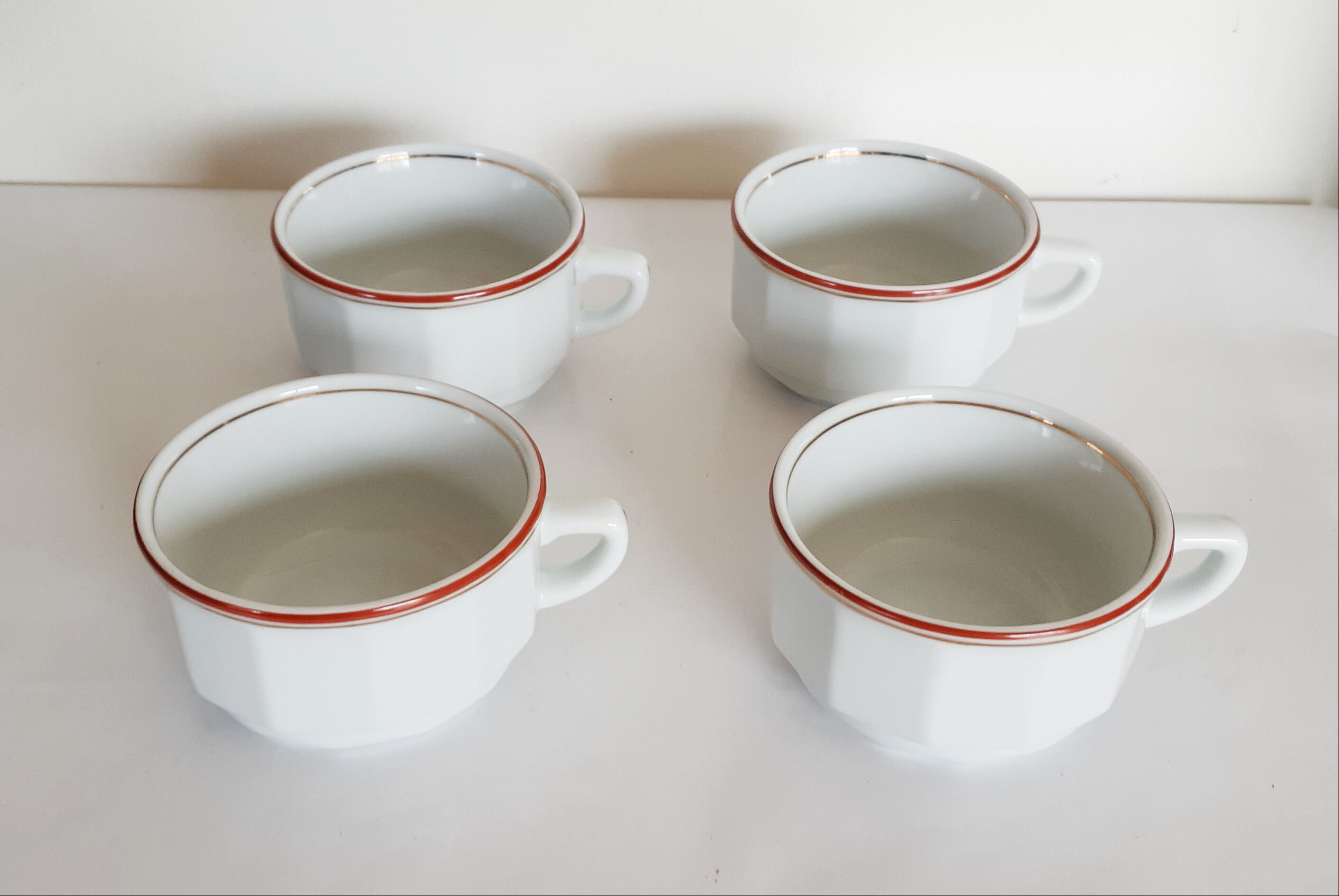 Chocolate bistro cups , coffee , Apilco