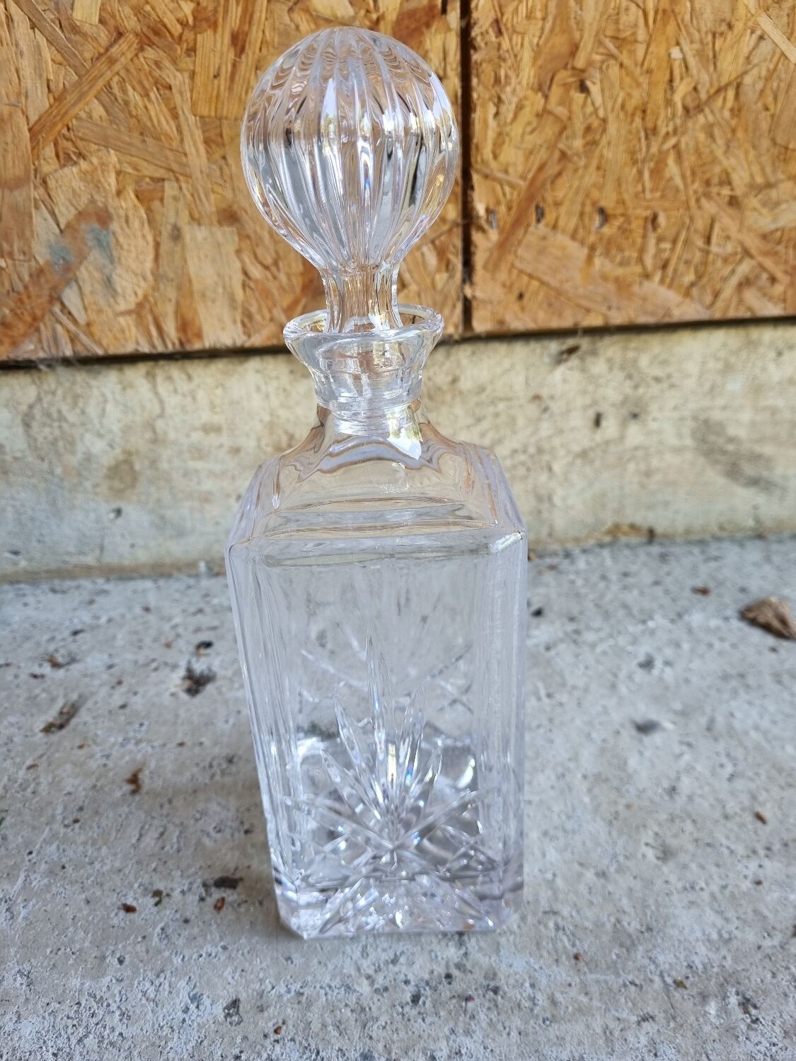 Crystal whisky decanter, 1970