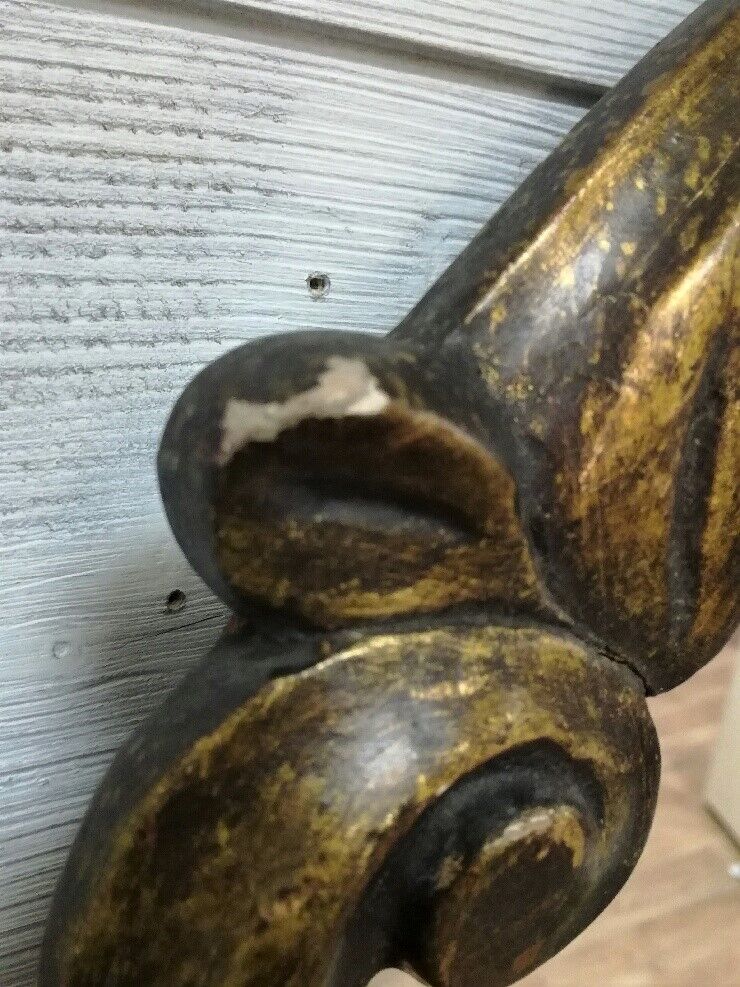 Golden mirror 77x56cm