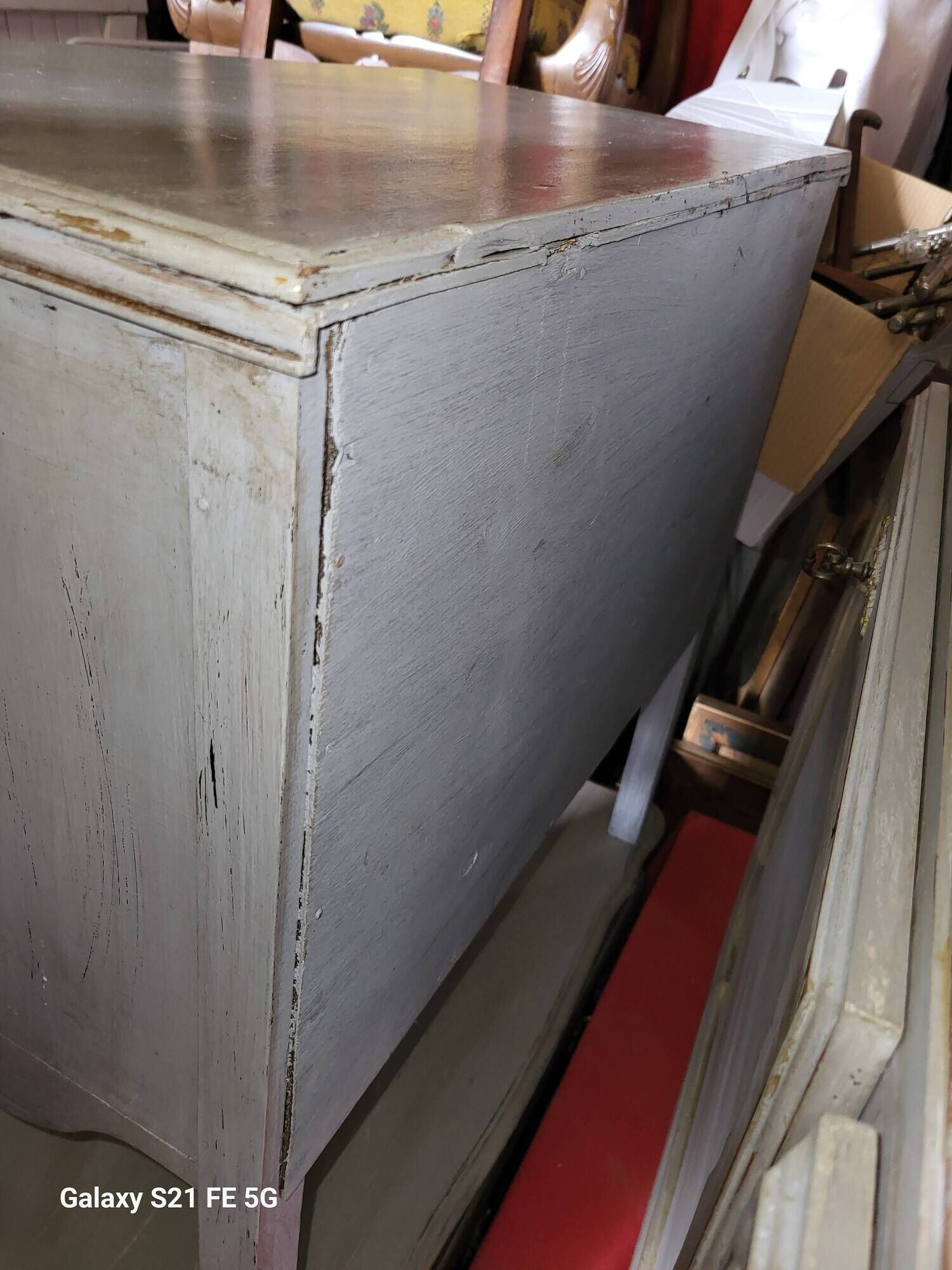 Chest of drawers with 2 drawers