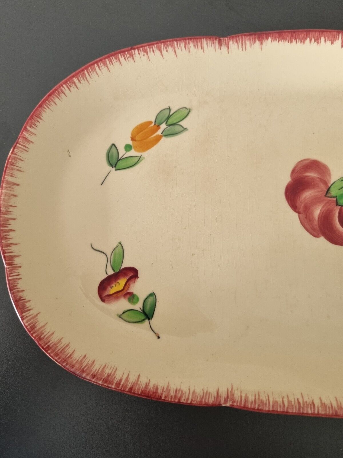 Trianon model cake dish in earthenware from Longchamp