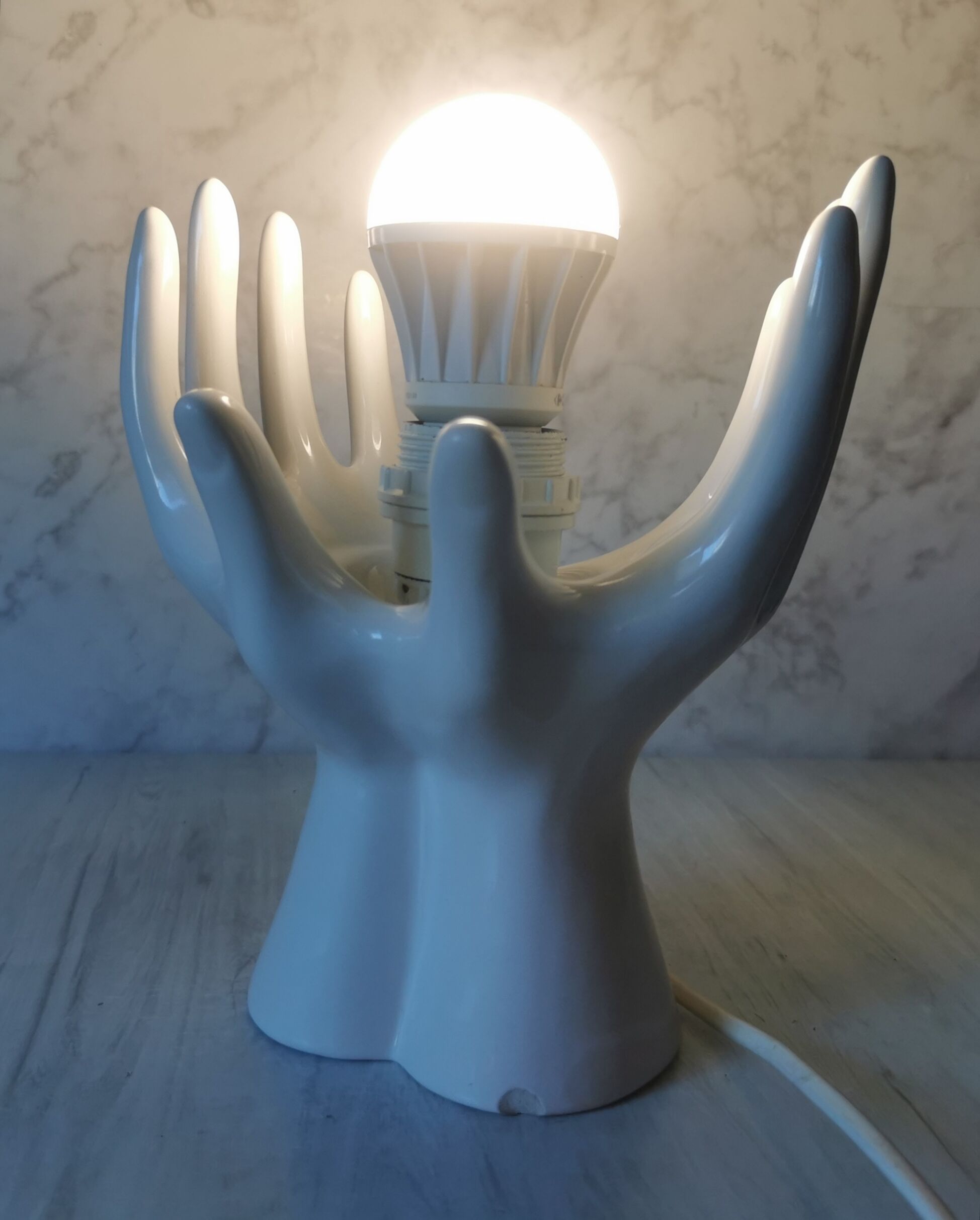 White ceramic hand lamp