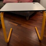 Bureau et chaise tubulaire jaune année 70's