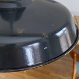 Suspension antique lampshade in black enamelled sheet metal.