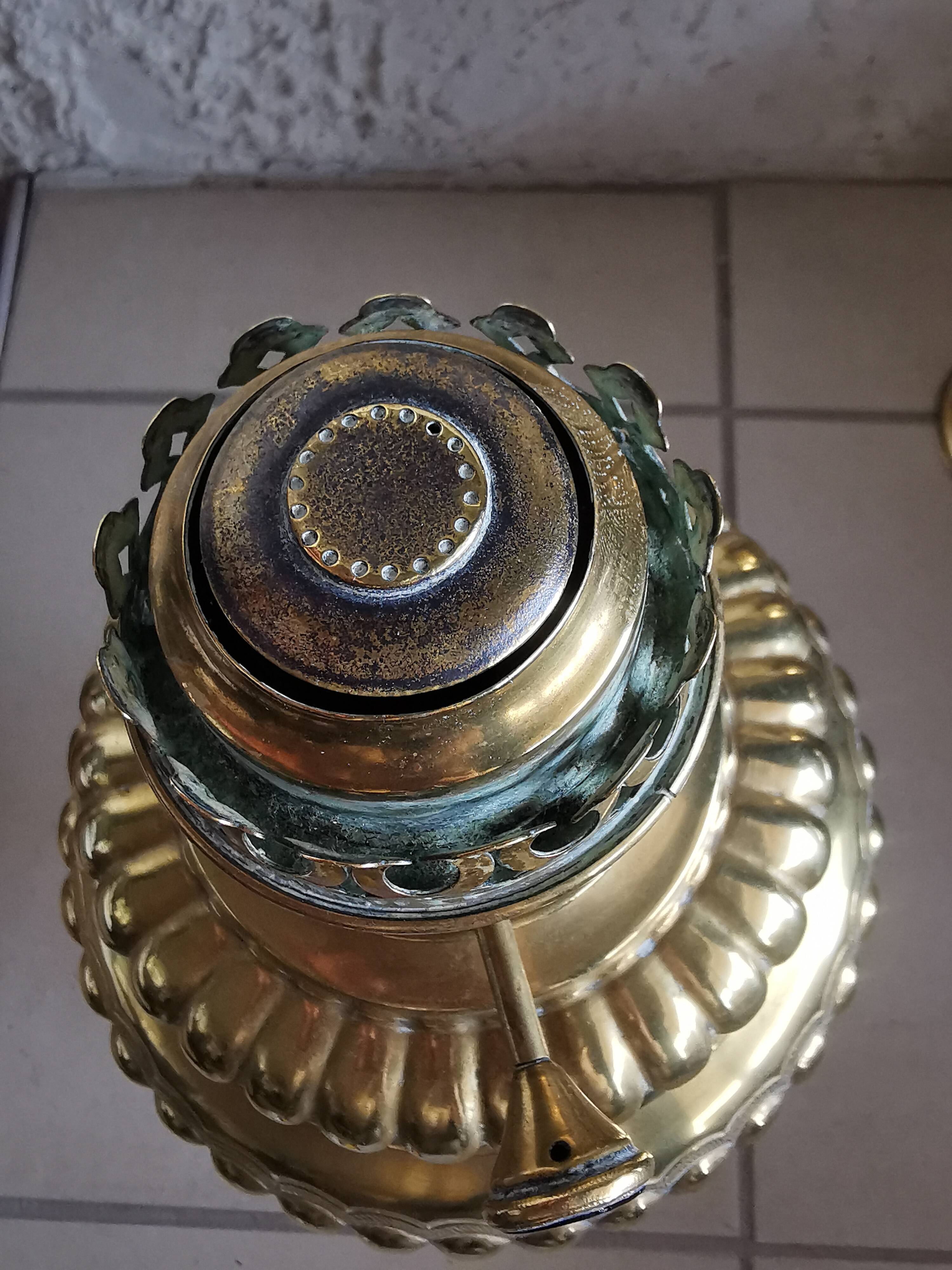Lampe pétrole orientale laiton brûleur matador