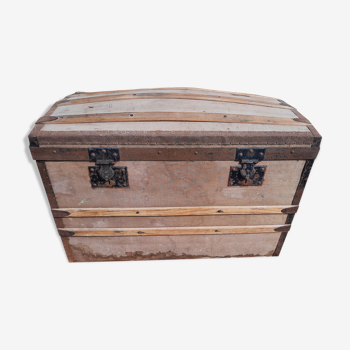 Old bomb travel trunk