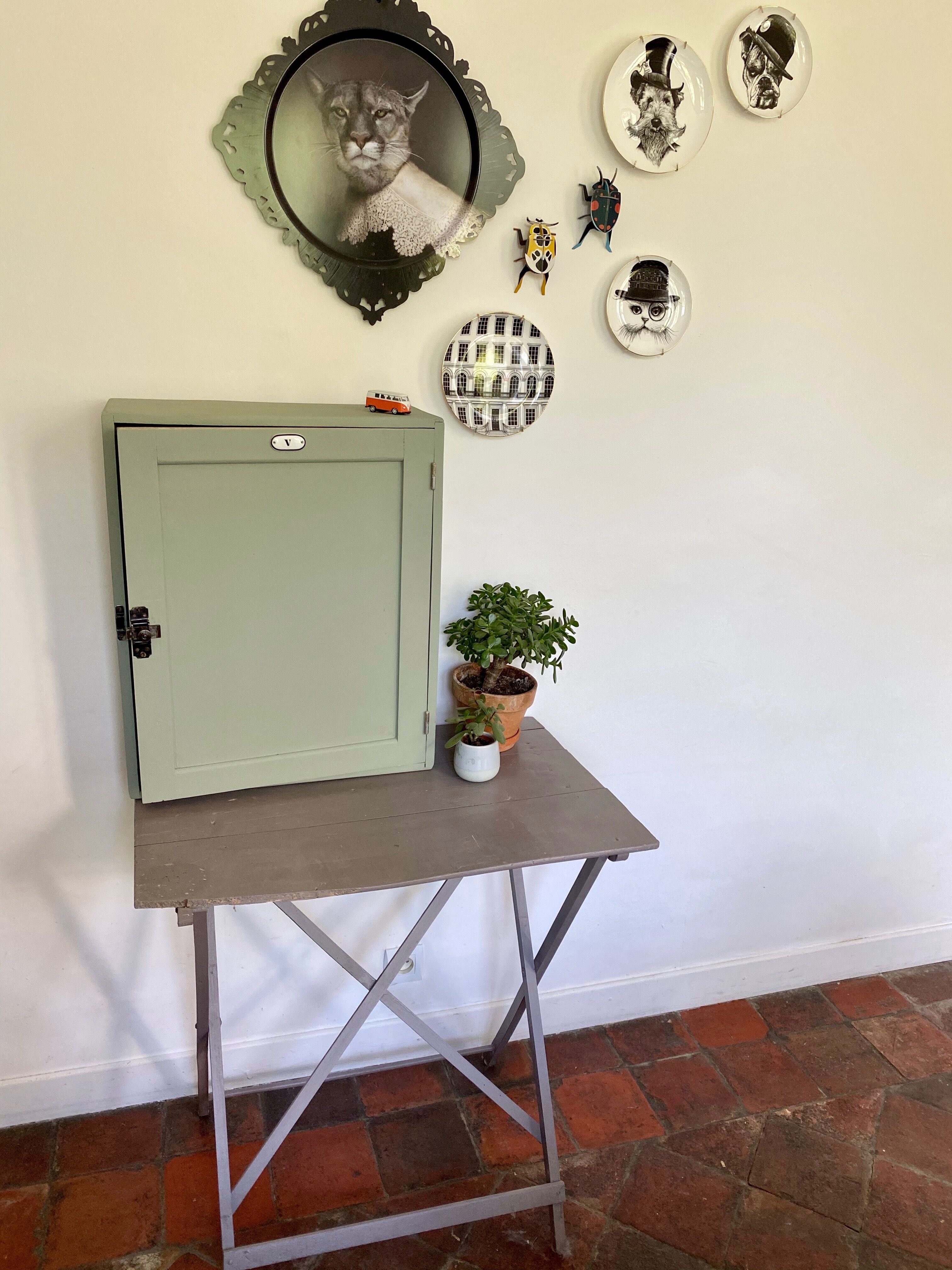 Former workshop locker