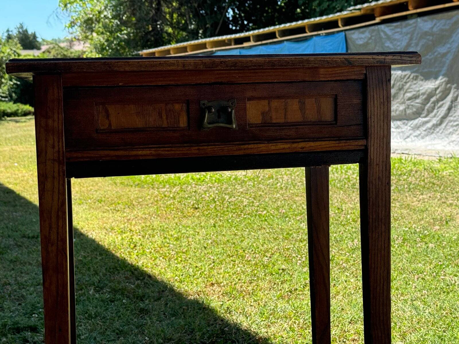 Small Art Nouveau side table in brown wood with a drawer, late 19th century (1890s)