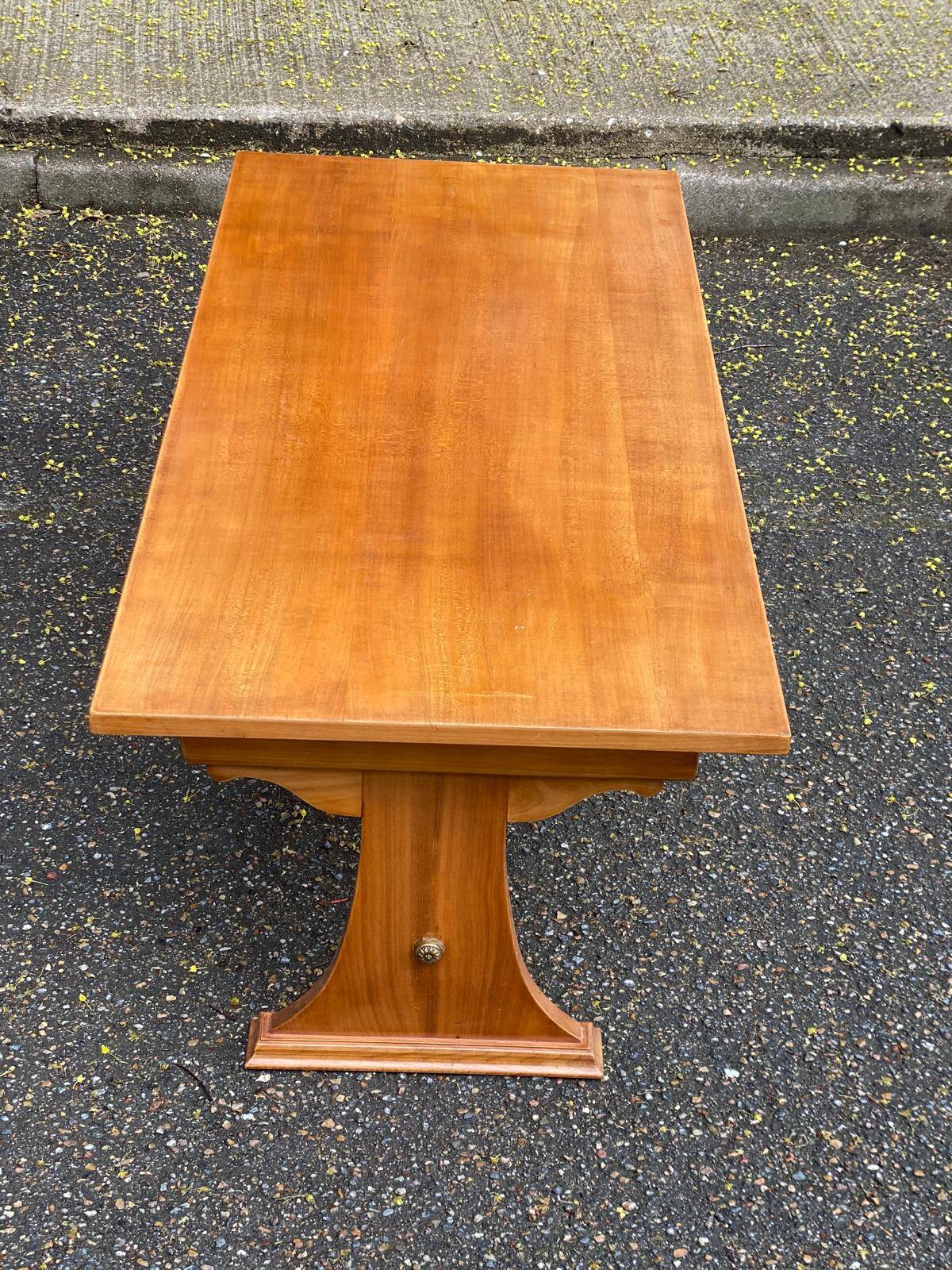 Rectangular Louis XV coffee table in wood