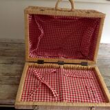 Picnic suitcase