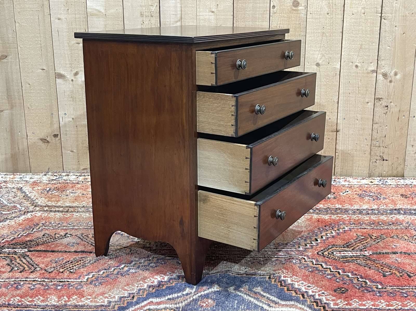 1930s English mahogany chest of drawers