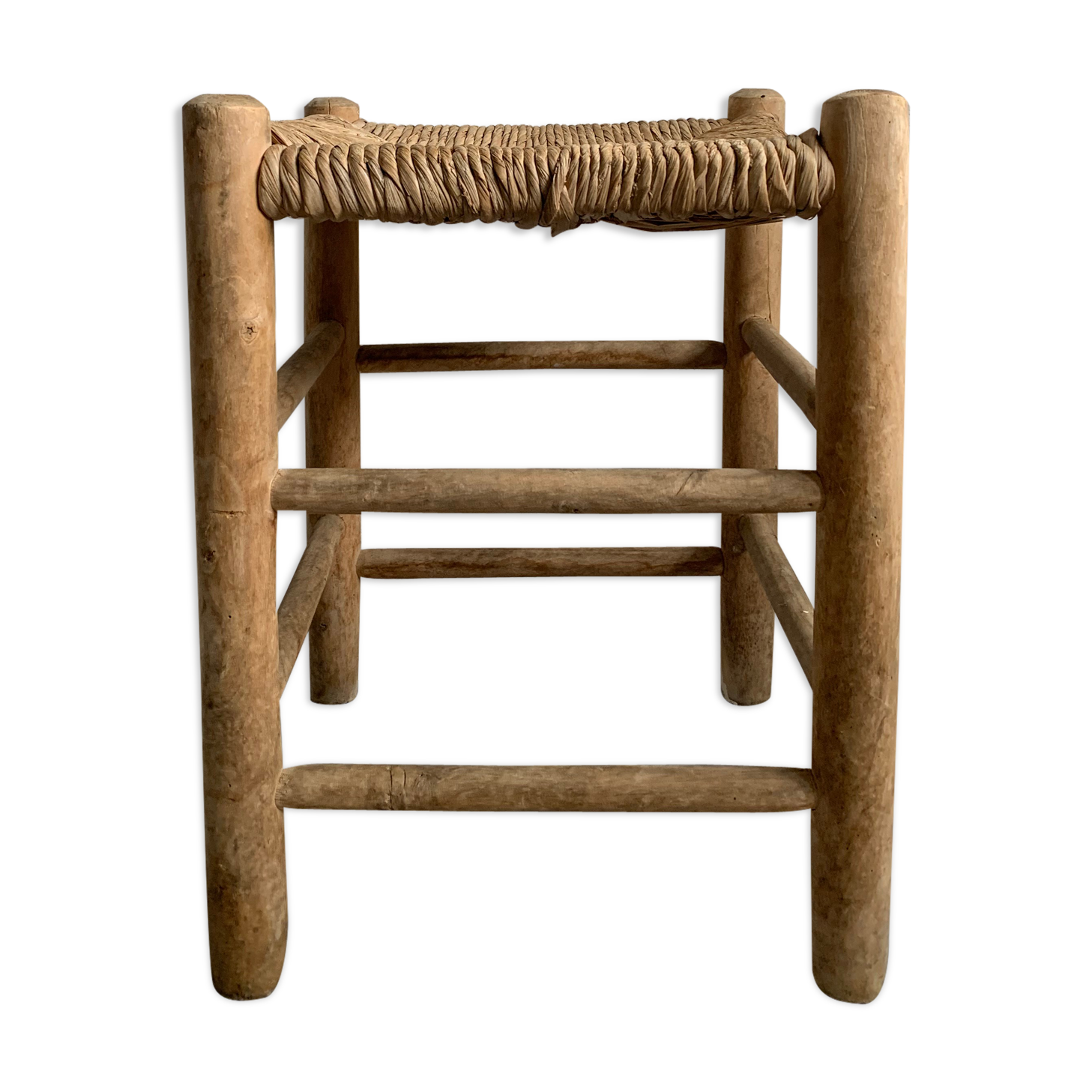 Old mulched farm tabouret