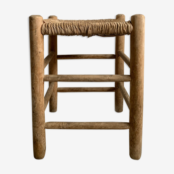 Old mulched farm tabouret