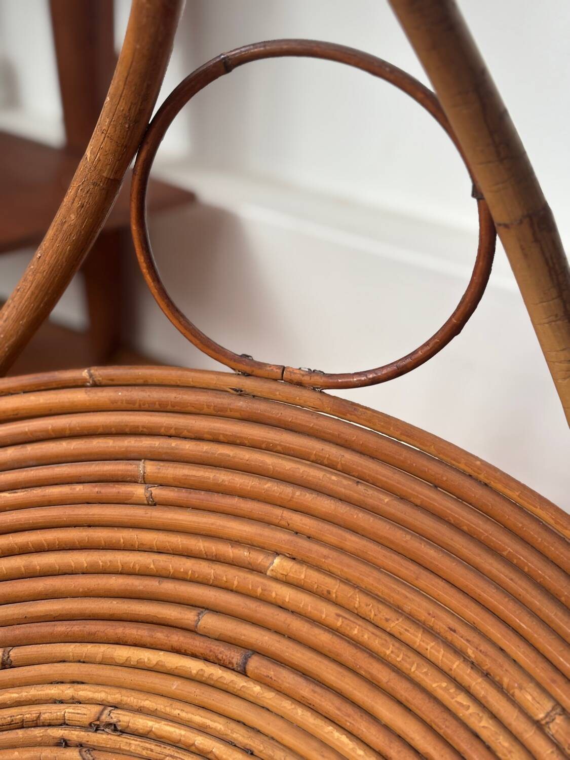 Italian log holder in rattan and bamboo from the 1960s