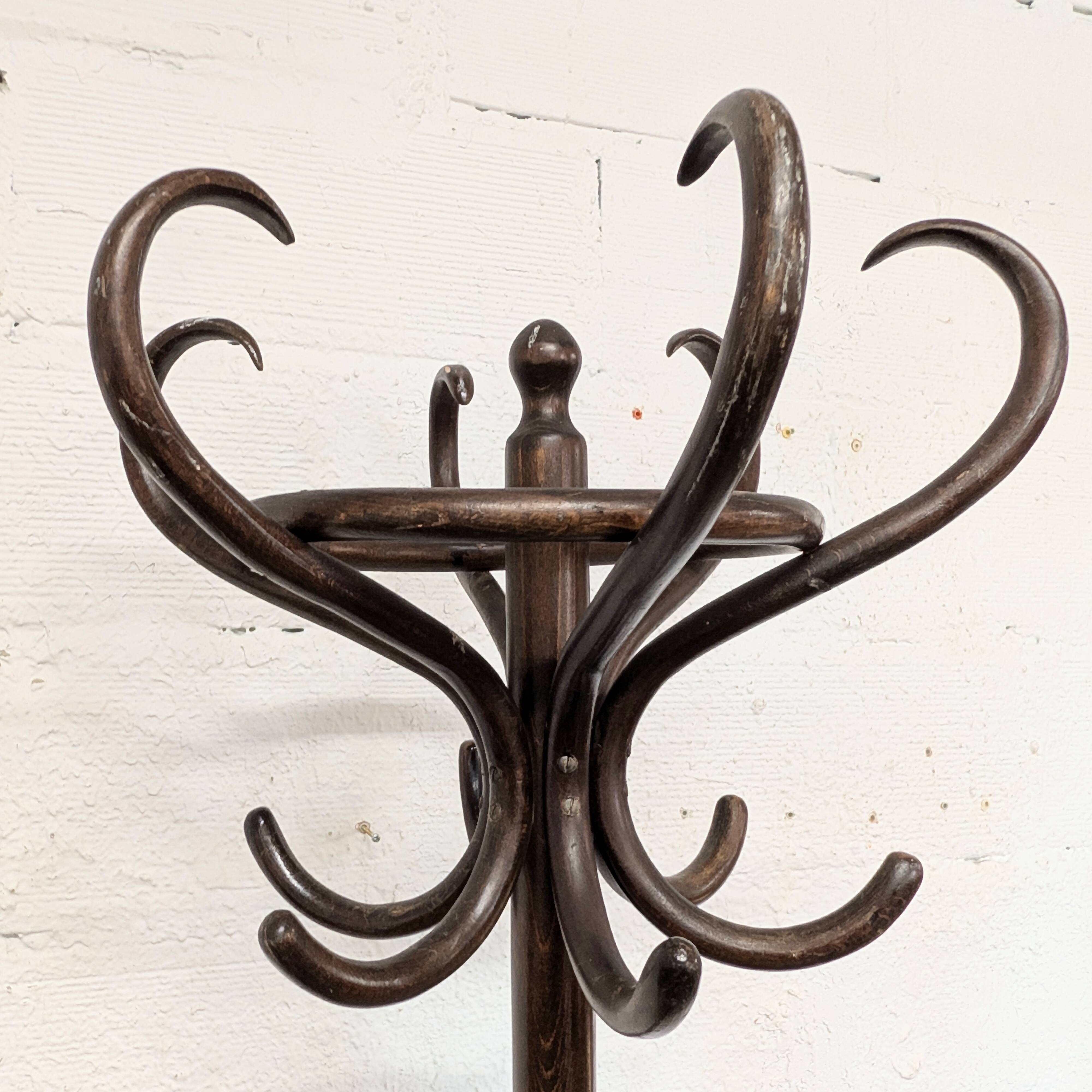 Bentwood bistro parrot coat rack