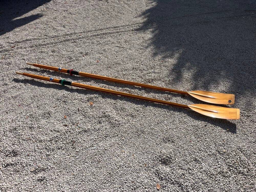 Paire de rames anciennes en bois