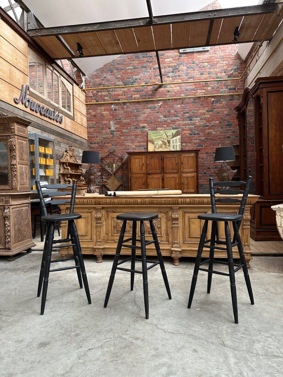 Set of 3 bar stools