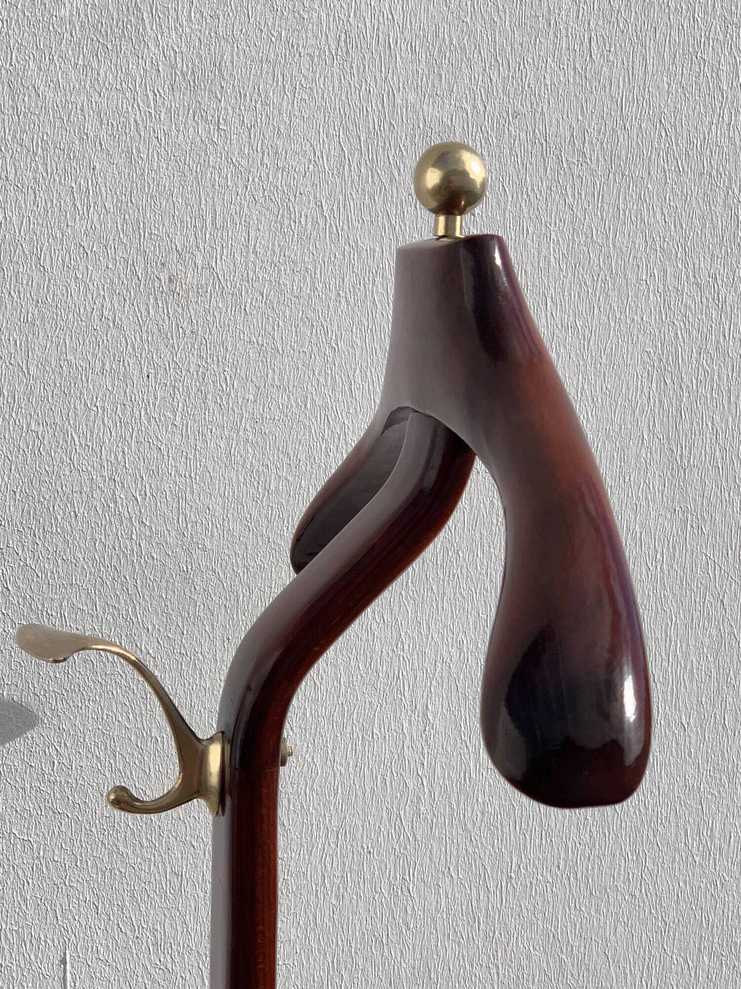Night jack, anthropomorphic, brass mahogany, Ico Parisi, Fratelli Reguitti, 1950