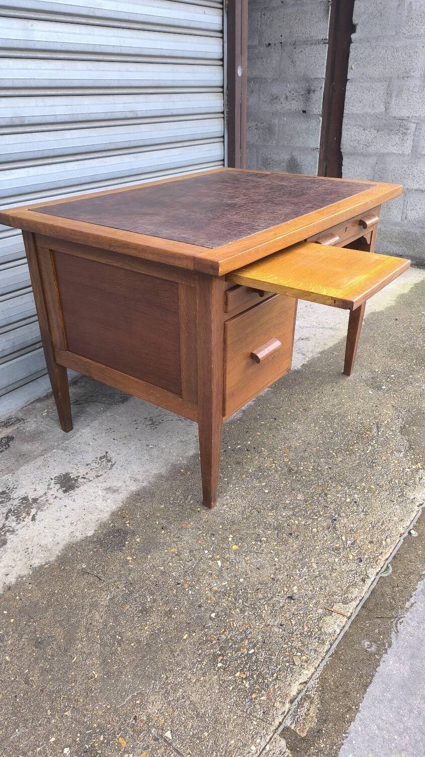 Master's desk in solid oak